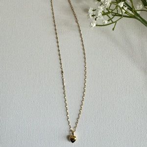 Dainty stainless steel heart necklace for daily wear